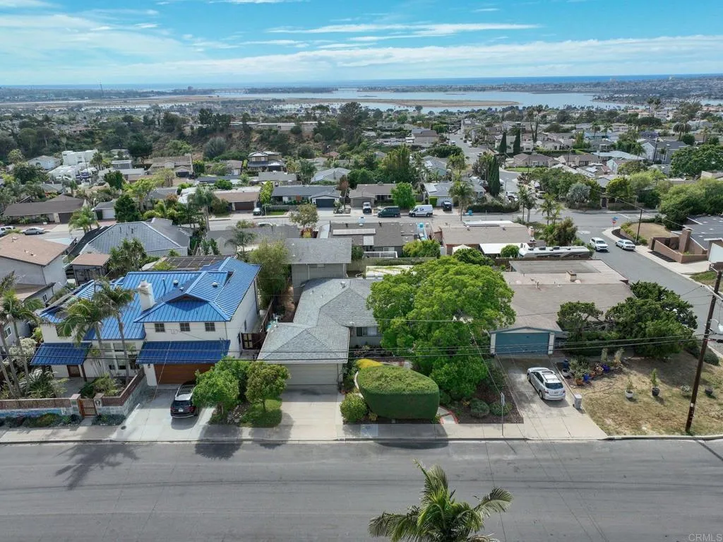 https://cdn.realtyfeed.com/cdn/127/306701106/b5b039bec1e8d2cb695a721f864ada26.webp