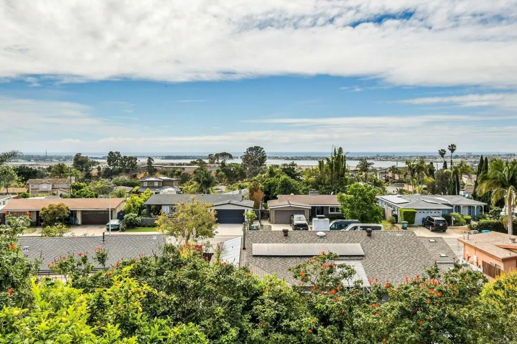 https://cdn.realtyfeed.com/cdn/127/306701106/fe56a765595e9c51d128ac301b80d3dd.webp