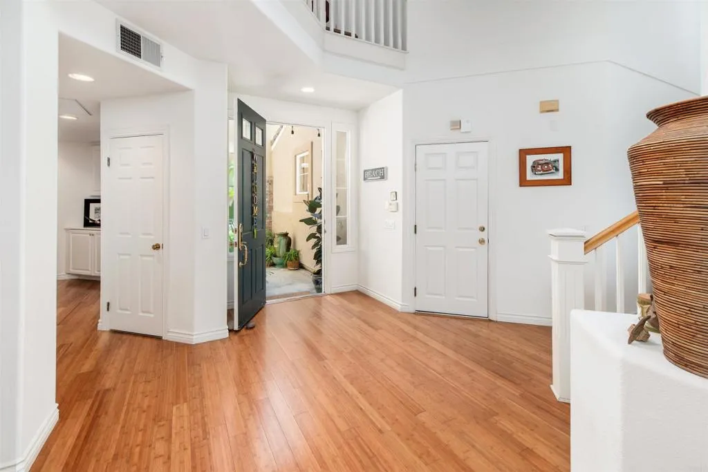 https://cdn.realtyfeed.com/cdn/127/306701107/a0d21df49b76ad60d6dfc96cc459043a.webp