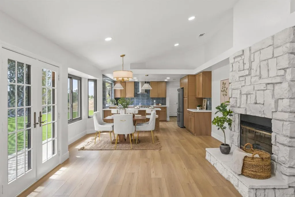 https://cdn.realtyfeed.com/cdn/127/306701122/0660ac0f446a1ae71d66dab946aa845e.webp