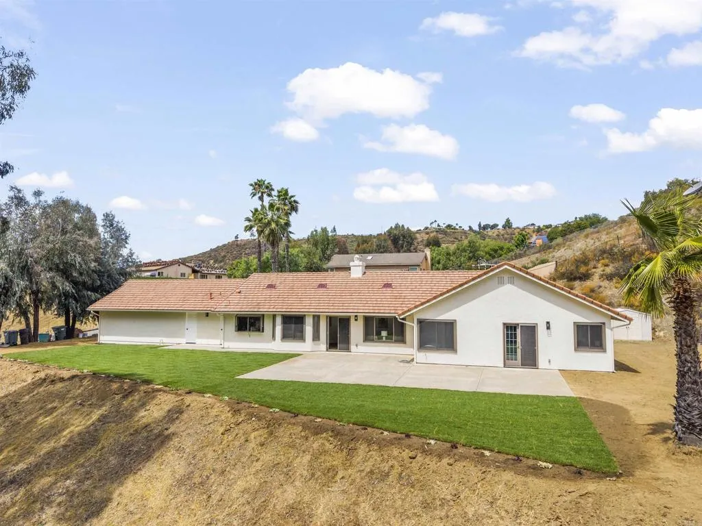 https://cdn.realtyfeed.com/cdn/127/306701122/52c6244654ea9e0719d2eca49d3c2990.webp