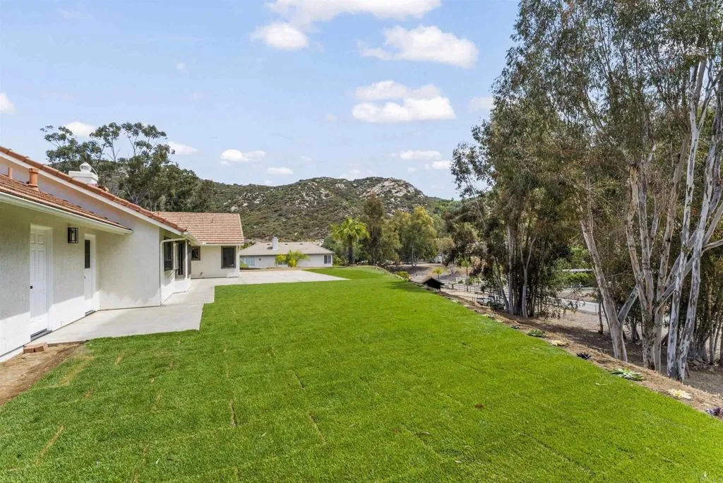 https://cdn.realtyfeed.com/cdn/127/306701122/63a01439843ba286b9b7a23e0187bf56.webp