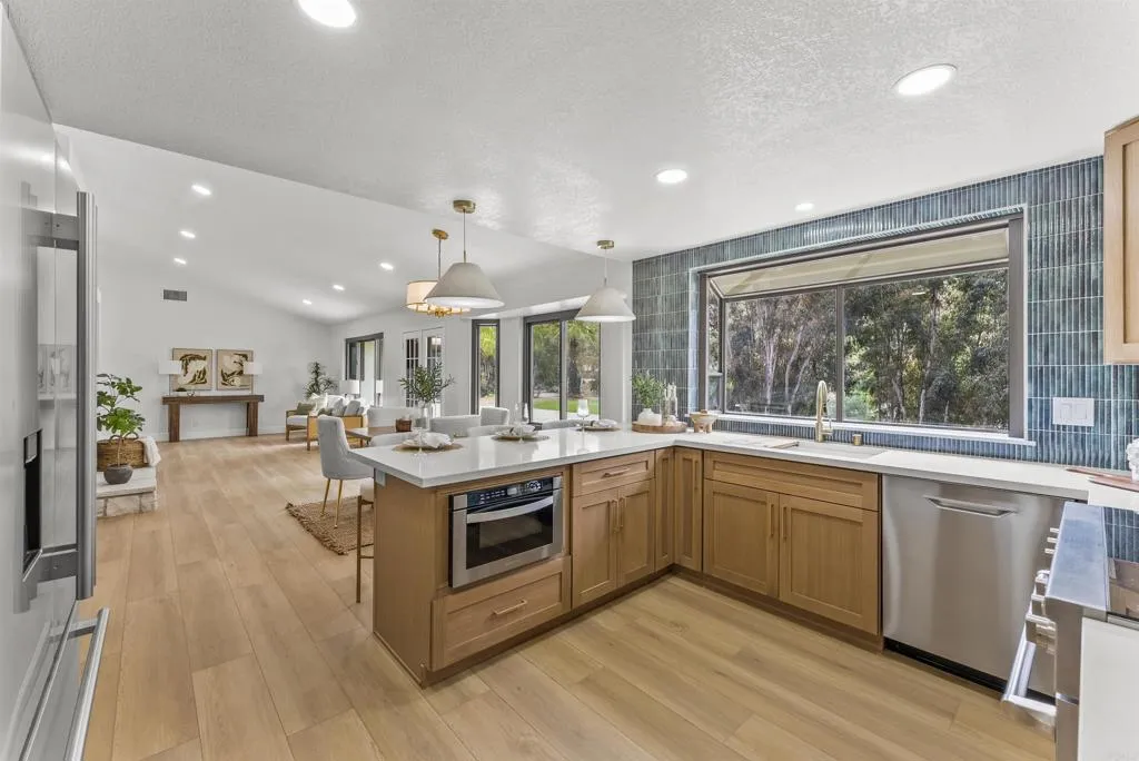 https://cdn.realtyfeed.com/cdn/127/306701122/6fa999570588353ad45d701cda89cb39.webp