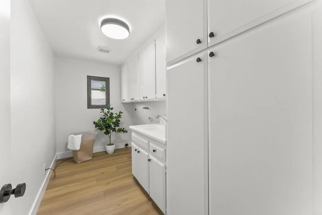 https://cdn.realtyfeed.com/cdn/127/306701122/7be5f3718c9e13e2523f2415db3fc25c.webp