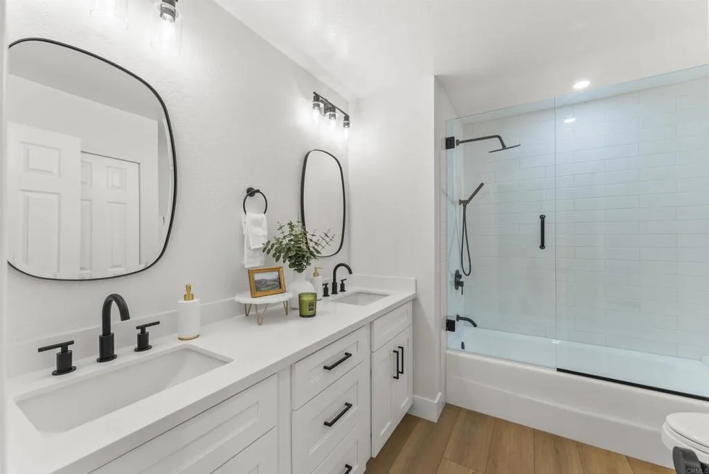 https://cdn.realtyfeed.com/cdn/127/306701122/aa2bb017c779001113e59f2ec078a223.webp