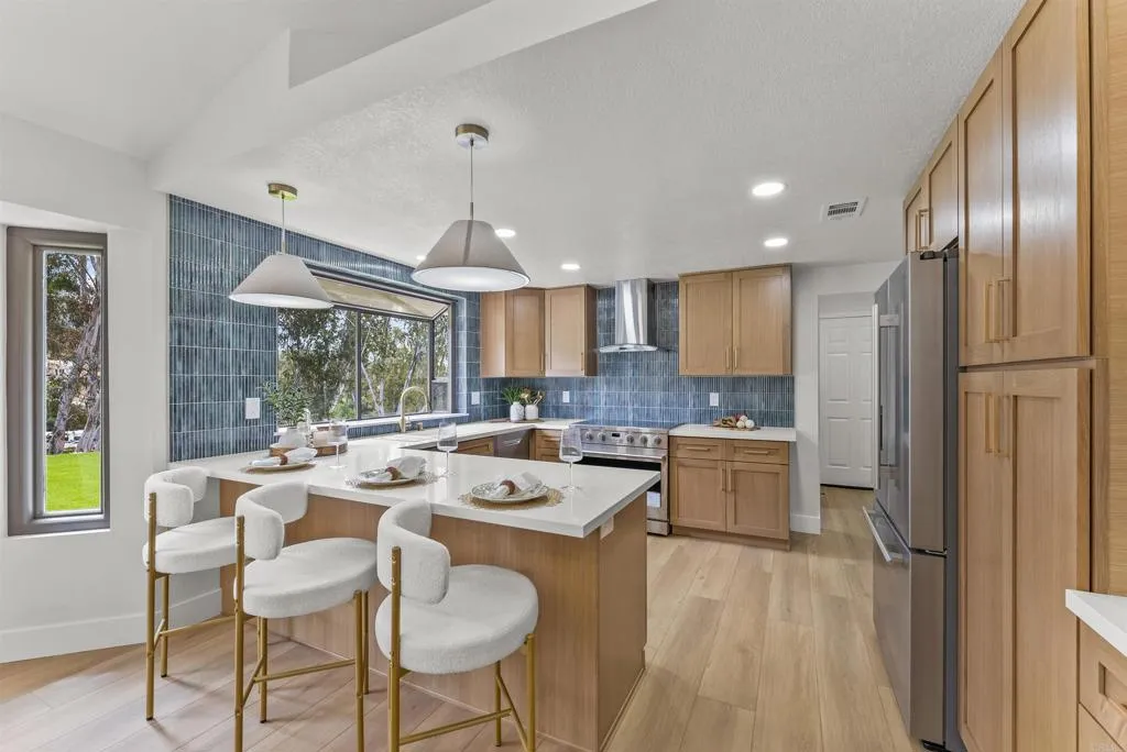 https://cdn.realtyfeed.com/cdn/127/306701122/b17c69ea7568cbb17546bb0df604ef42.webp