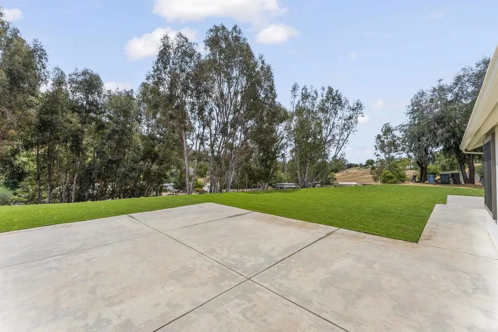https://cdn.realtyfeed.com/cdn/127/306701122/b9501d69d6288054046e0430b4b7bab5.webp