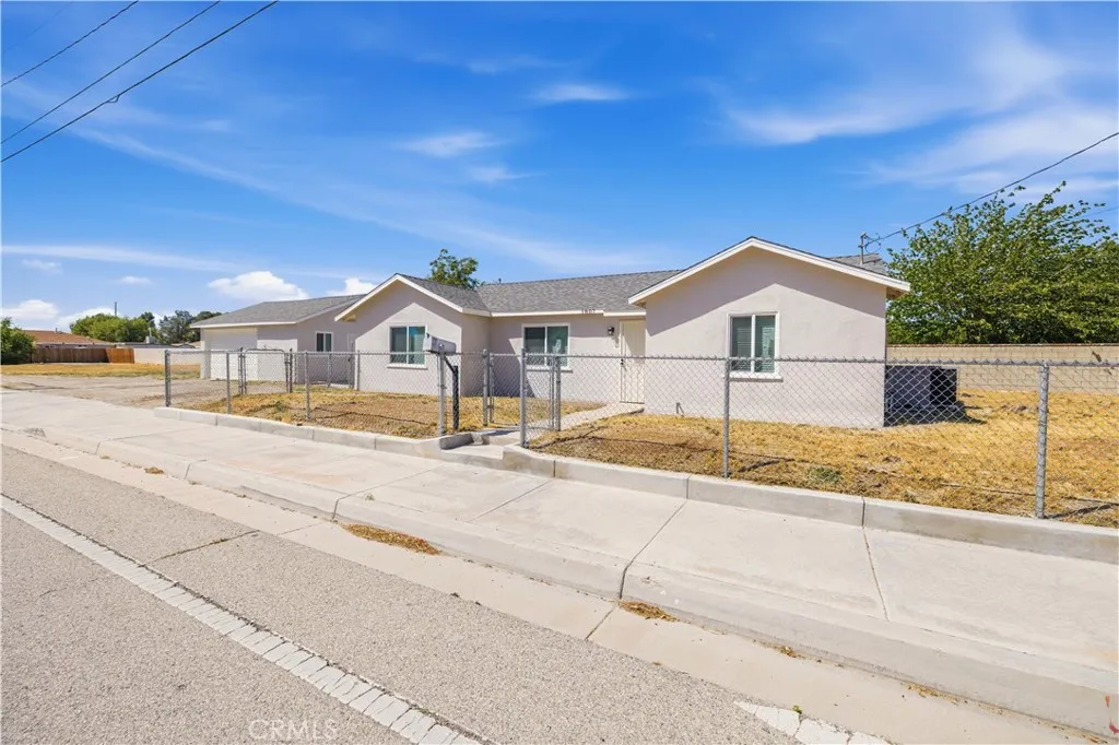 Lancaster, CA 93534
