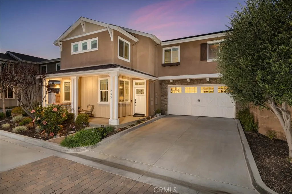 Costa Mesa, CA 92627
