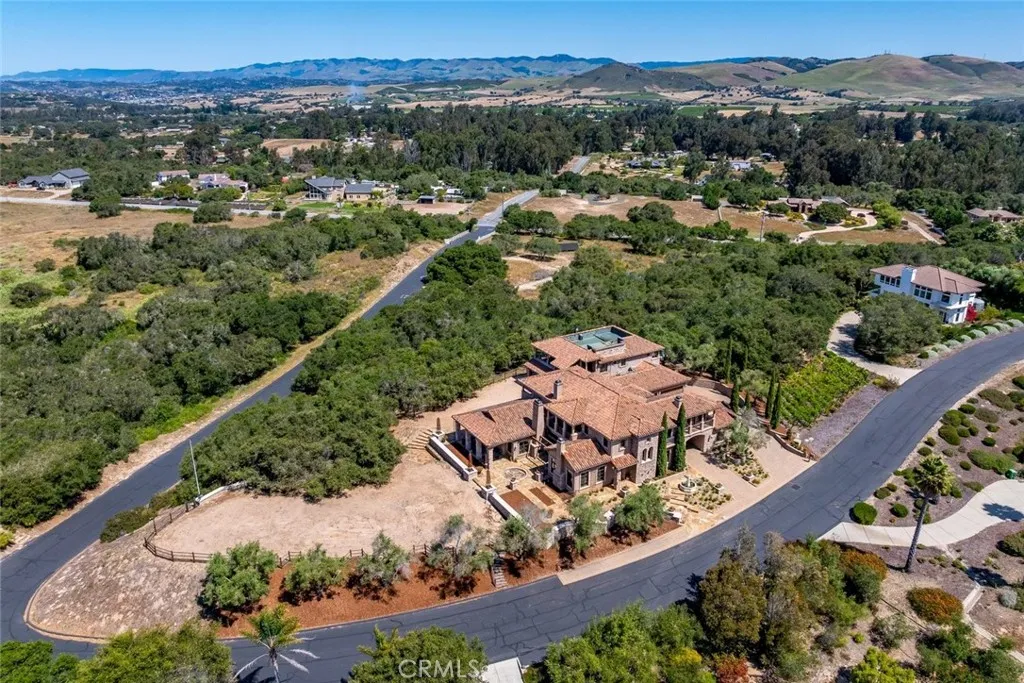 1880 Calle Laguna, Arroyo Grande, CA, 93420