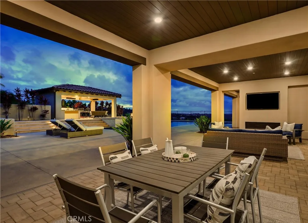 https://cdn.realtyfeed.com/cdn/127/306701229/0f6f6e76de730c921ffc7e1c54dc31f4.webp