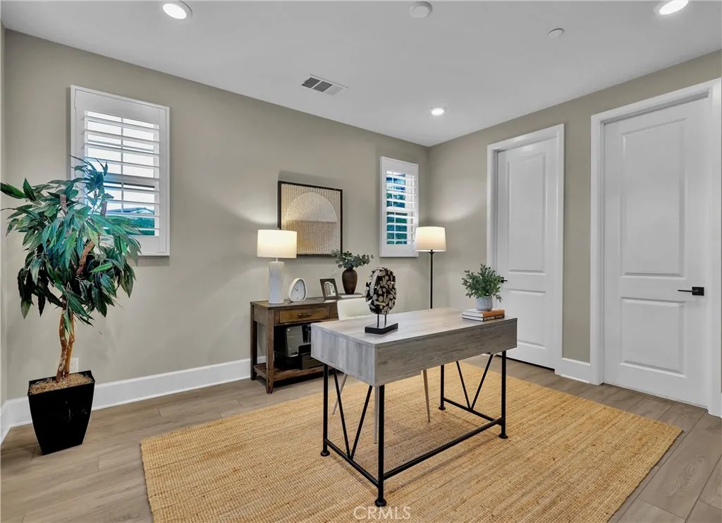 https://cdn.realtyfeed.com/cdn/127/306701229/35e4651c81dc4fb900d474850ed37e07.webp