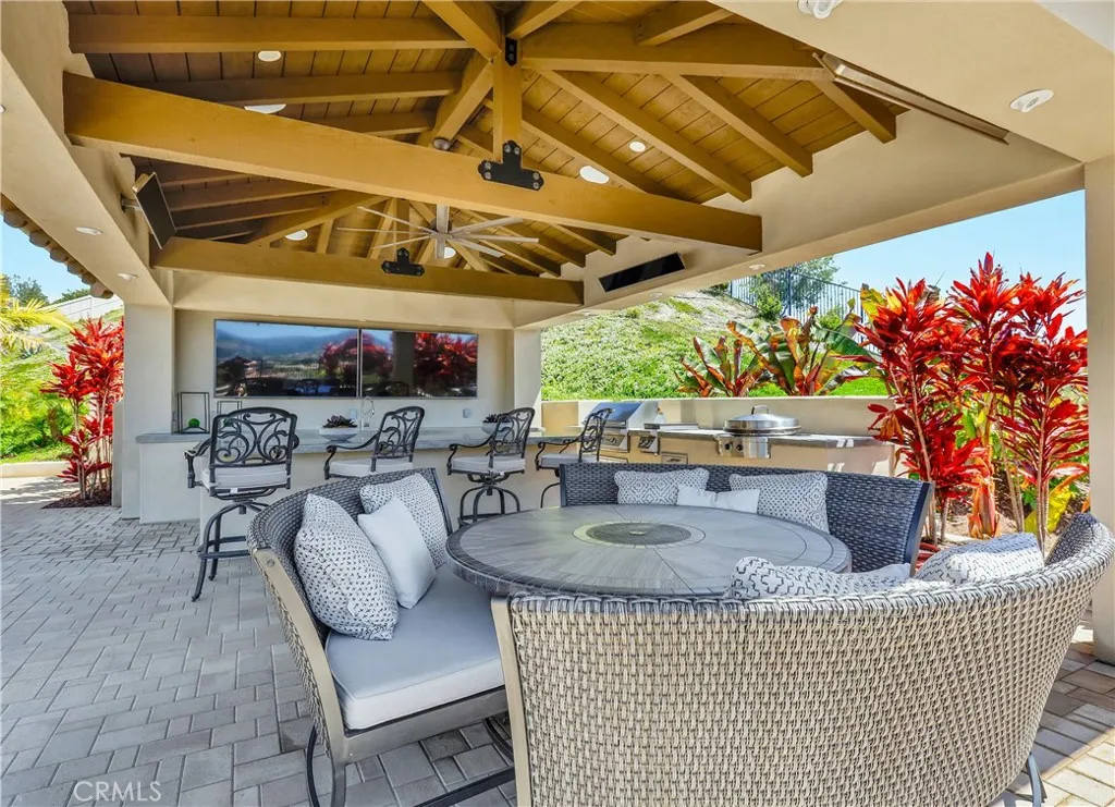 https://cdn.realtyfeed.com/cdn/127/306701229/400cd1cd0d2f0ef062d83e1698d89a36.webp