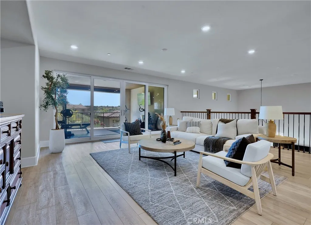 https://cdn.realtyfeed.com/cdn/127/306701229/4c75948ca96cc32389fcd9ab91a906fa.webp