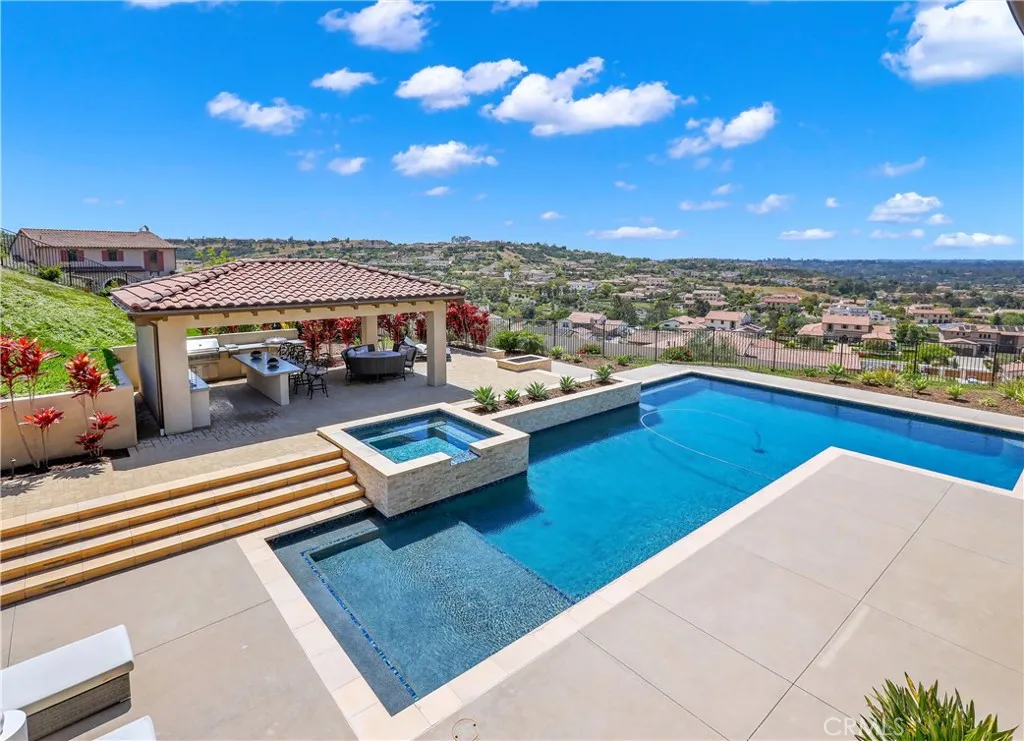 https://cdn.realtyfeed.com/cdn/127/306701229/59d806cfff0995b6e4be0075bbdebdda.webp