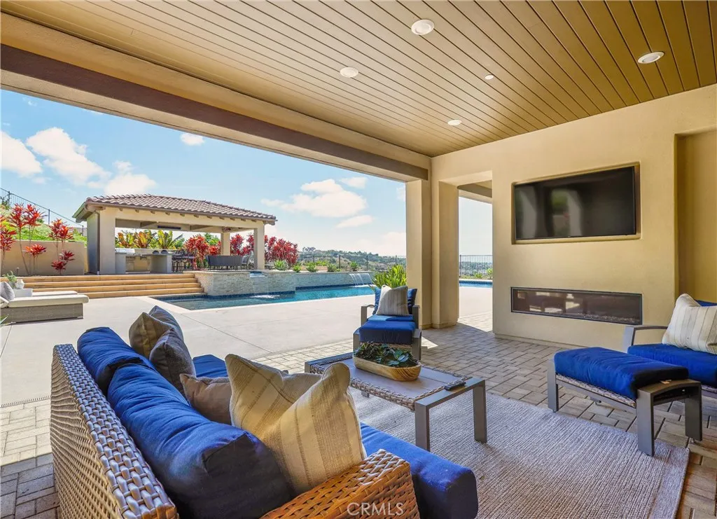 https://cdn.realtyfeed.com/cdn/127/306701229/8bba9eb7ad3715072ec4c5fee1d4b398.webp