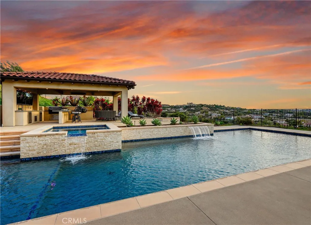 https://cdn.realtyfeed.com/cdn/127/306701229/90a2d22aa11615763e77774398251841.webp