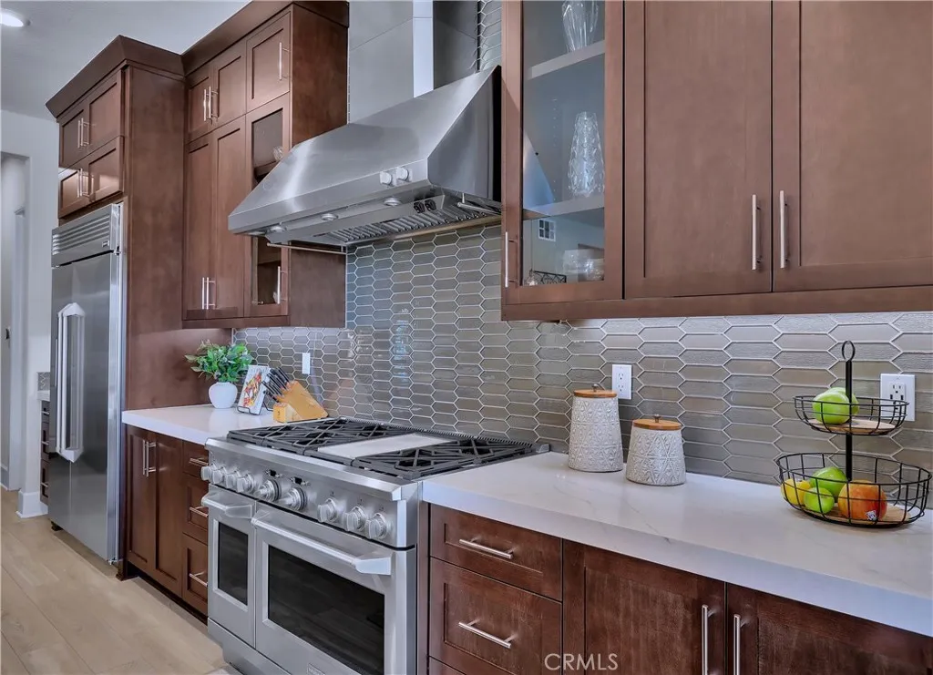 https://cdn.realtyfeed.com/cdn/127/306701229/94816c7b7b561f7c9c0448f03d2fcbf3.webp