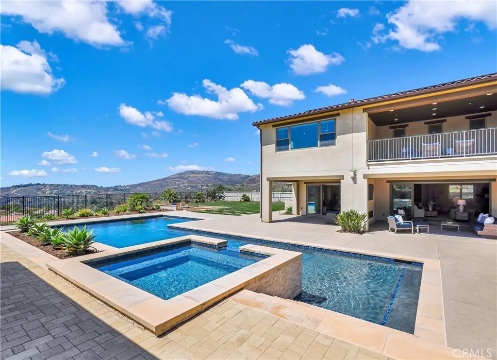 https://cdn.realtyfeed.com/cdn/127/306701229/a2e895007c9adf438fd147cf6f9b70ef.webp