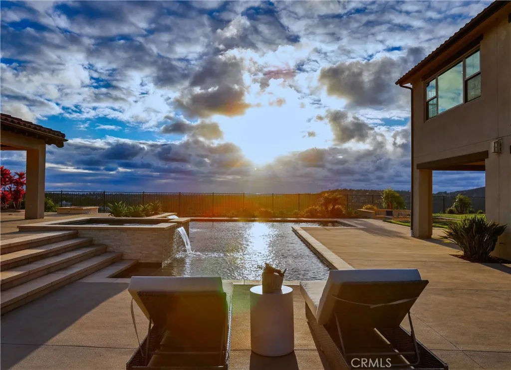 https://cdn.realtyfeed.com/cdn/127/306701229/cc80e912a618bf891a129792843eabee.webp