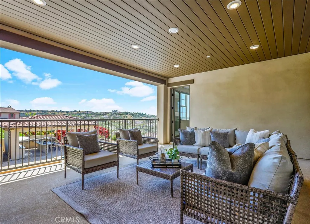 https://cdn.realtyfeed.com/cdn/127/306701229/e97d990bdc688d4cd068db7f9577f186.webp