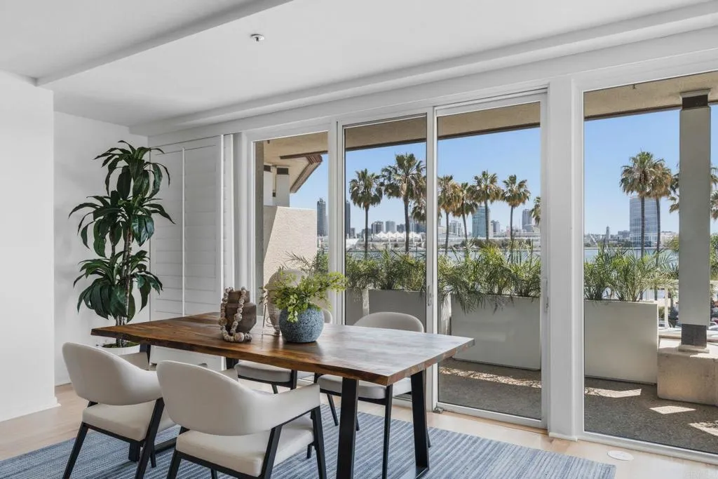 https://cdn.realtyfeed.com/cdn/127/306701353/ade39d9438ea2e2b49daa8a70ad80262.webp