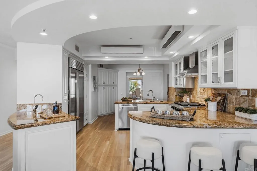 https://cdn.realtyfeed.com/cdn/127/306701353/bbe5adfd04378328a7b0c05c1f6ce869.webp