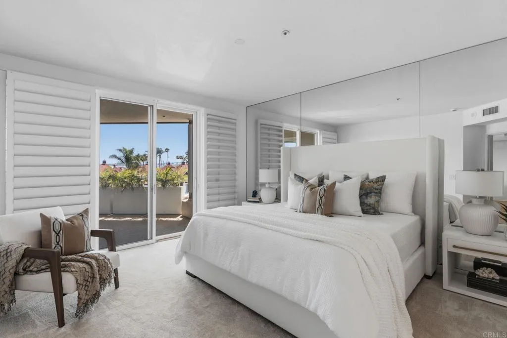 https://cdn.realtyfeed.com/cdn/127/306701353/bc7f2e94c9ef39c13a74b5c5de17828d.webp
