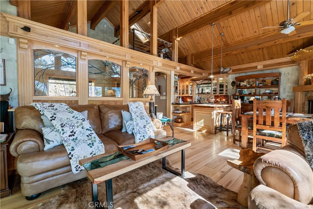845 Menlo, Big Bear Lake, CA 92315 - Photo 5 of 33, Big Bear Lake, CA