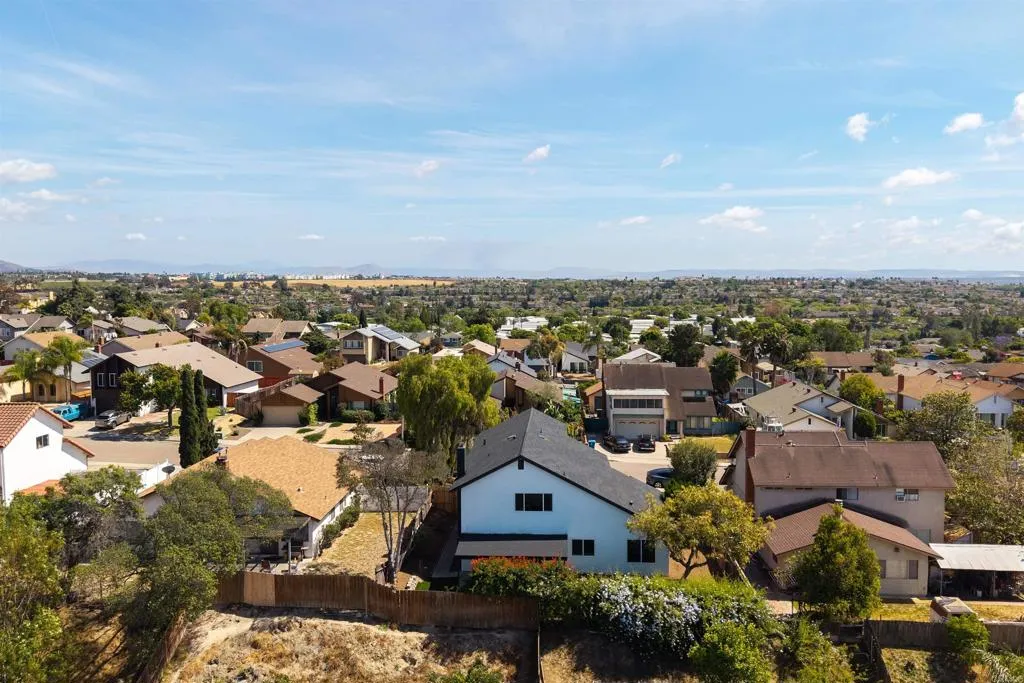 https://cdn.realtyfeed.com/cdn/127/306701376/0855b0634bf400d6b81b7056a8b235be.webp