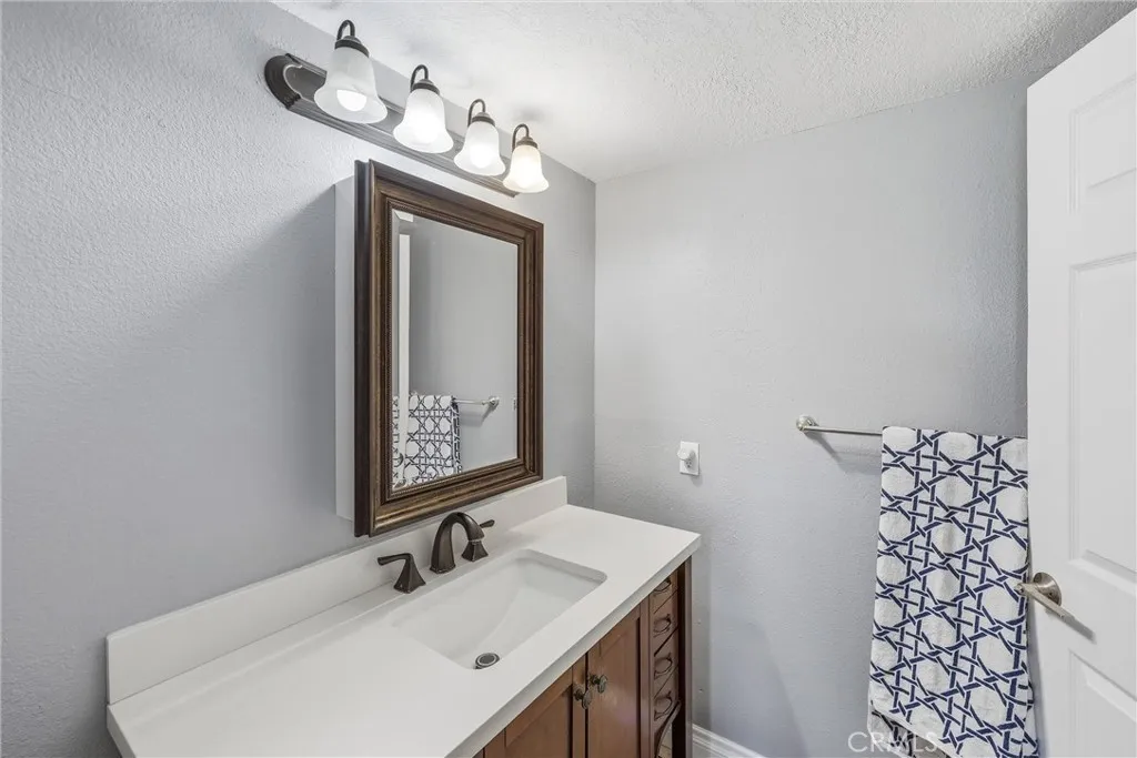 985 Hogan Avenue, Banning, CA, 92220