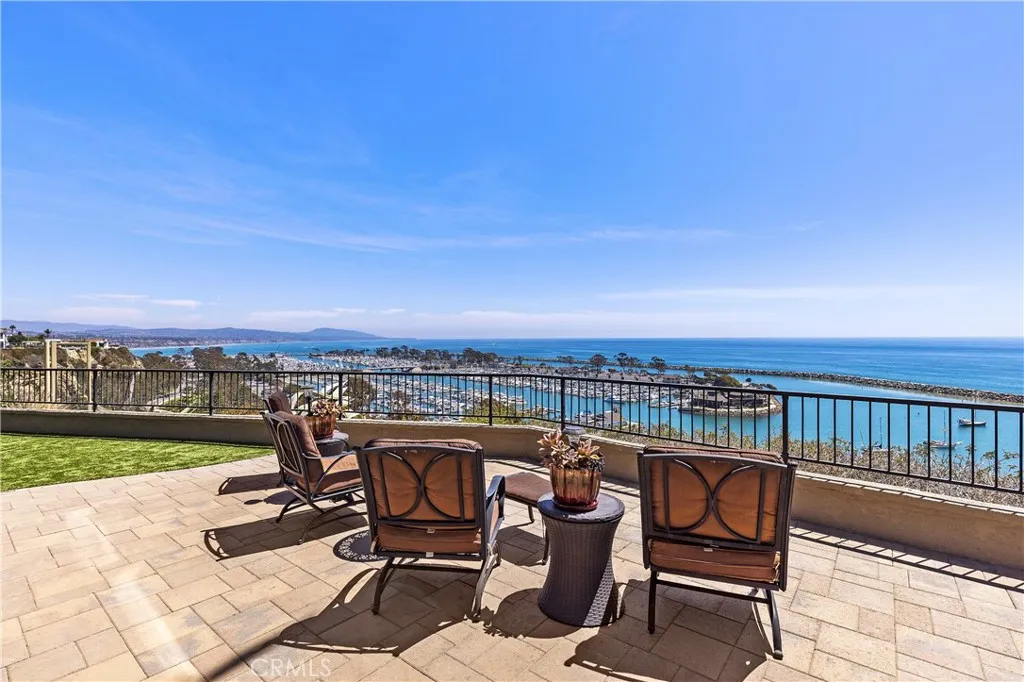 24322 Santa Clara Unit 3