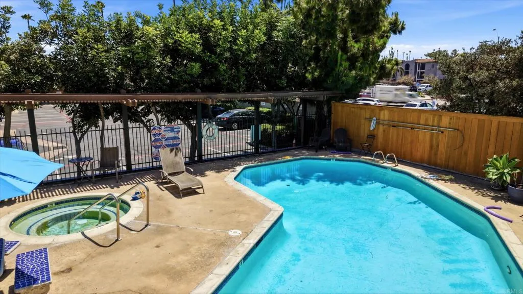 https://cdn.realtyfeed.com/cdn/127/306701563/30260978f4d49de536c9951438fe8b58.webp