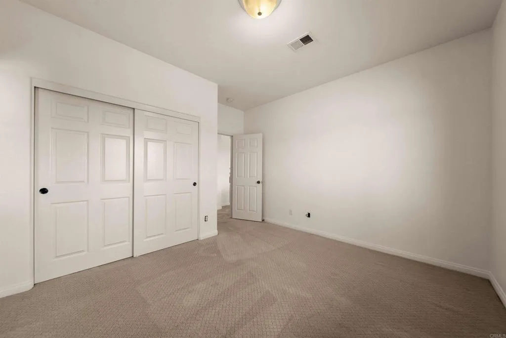 https://cdn.realtyfeed.com/cdn/127/306701672/745ccfdf1b396636d11a633728d2a38a.webp