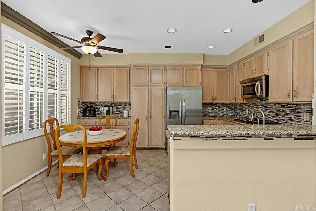 https://cdn.realtyfeed.com/cdn/127/306701710/175dc7830381bd9871b02f951587c23e.webp