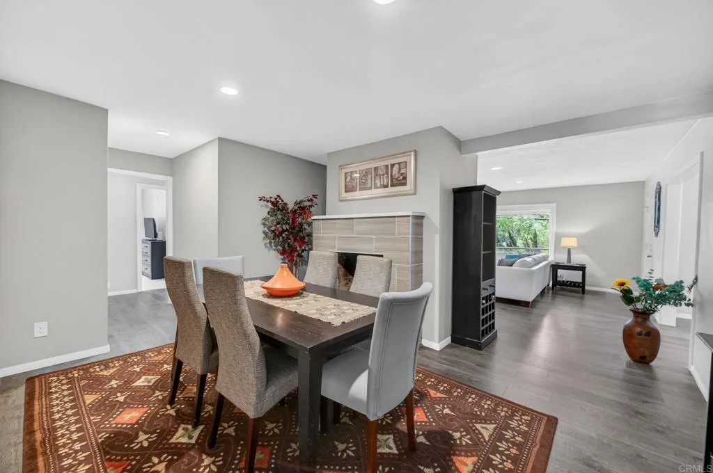 https://cdn.realtyfeed.com/cdn/127/306701712/03004e44782481809c20bf23abf44127.webp