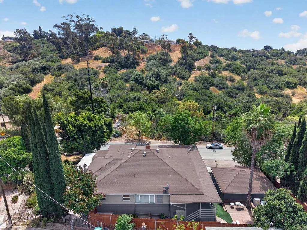 https://cdn.realtyfeed.com/cdn/127/306701712/2234756b0c6a207140f1a1d3c2744928.webp
