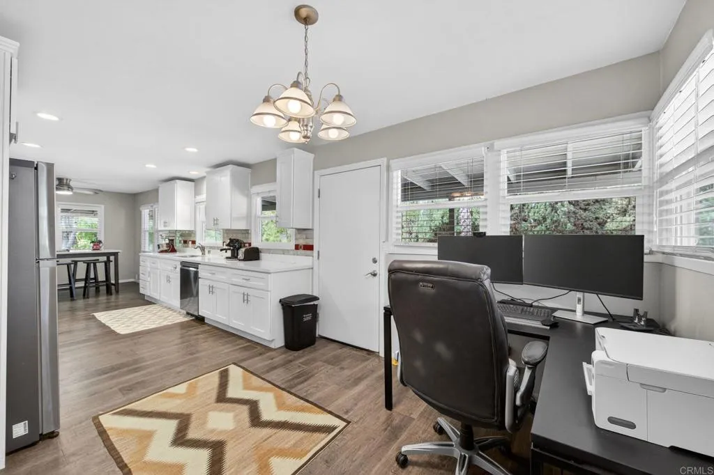 https://cdn.realtyfeed.com/cdn/127/306701712/2b47b1adee7e9e7da971b2fec71cc75c.webp