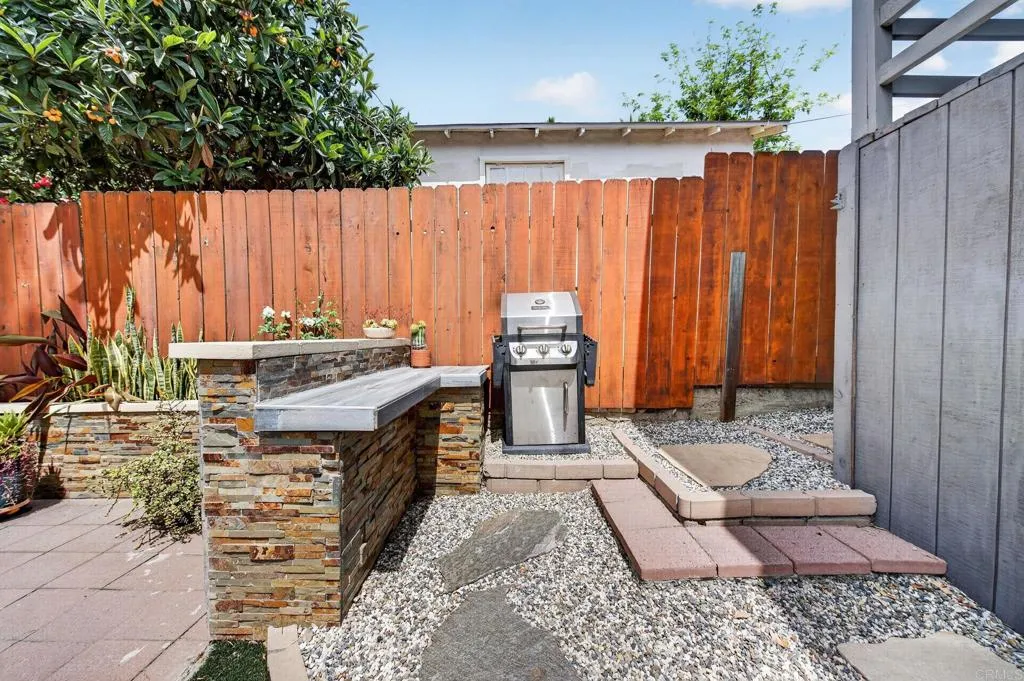 https://cdn.realtyfeed.com/cdn/127/306701712/8a80c17f8b16eccd589b17d1c2b986e8.webp