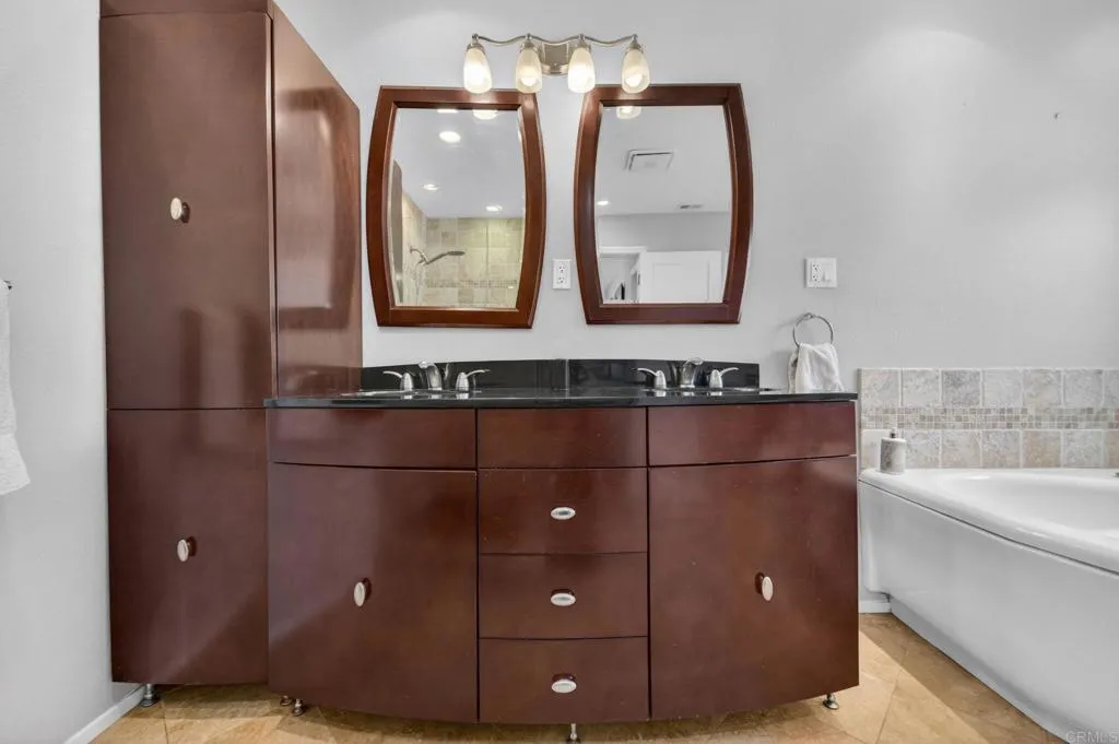 https://cdn.realtyfeed.com/cdn/127/306701712/a47e61e86fd09e1dd6ff12827a9f783f.webp