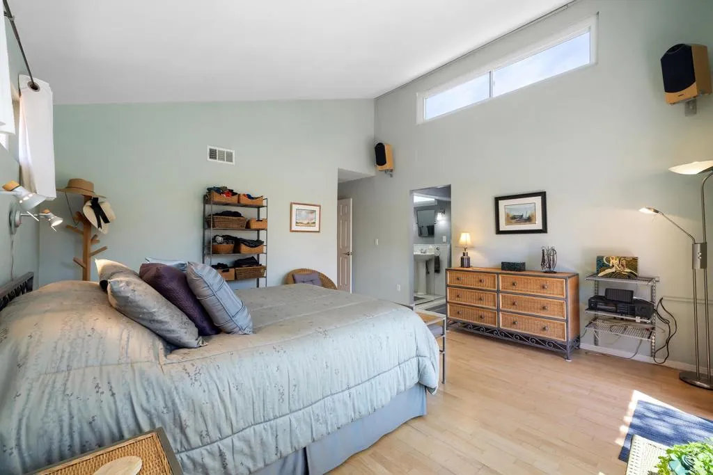https://cdn.realtyfeed.com/cdn/127/306701726/1a5ef21f923ffde2b397c6419bb7eb52.webp