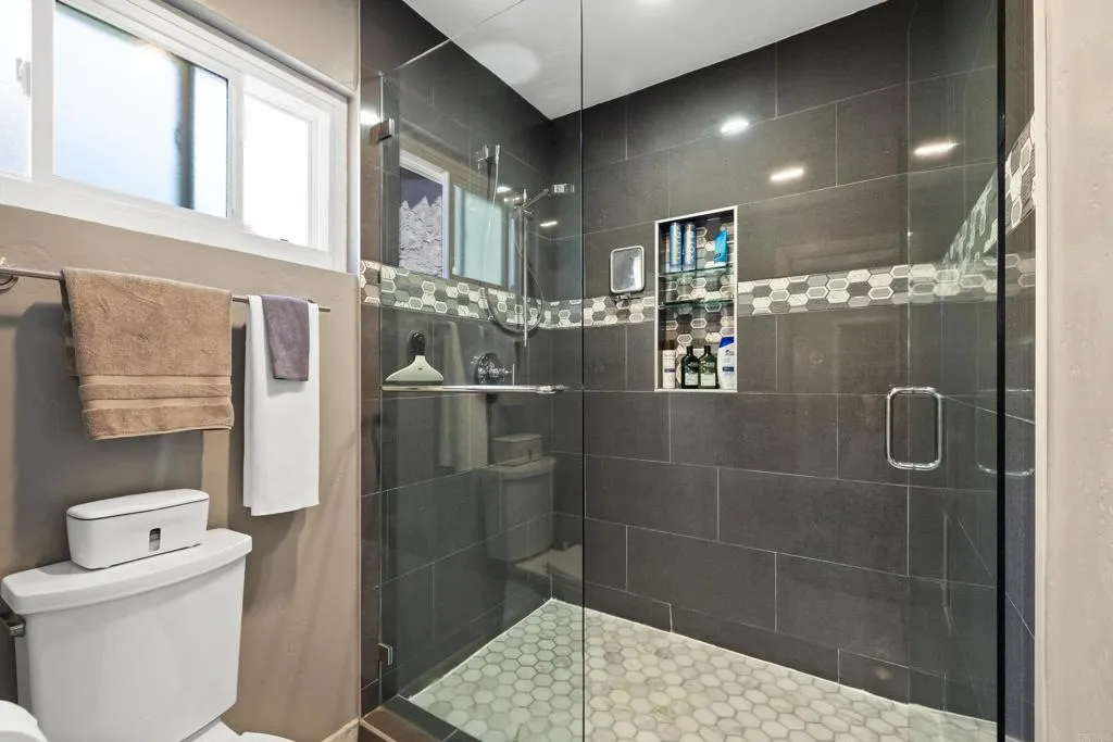 https://cdn.realtyfeed.com/cdn/127/306701726/53ec15e1d2608dfc0b37035e228fcff7.webp