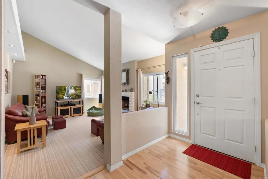 https://cdn.realtyfeed.com/cdn/127/306701726/8639a0a04dbc5c3c7bc33f24c85cda63.webp