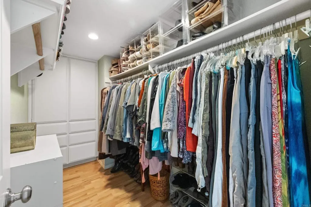 https://cdn.realtyfeed.com/cdn/127/306701726/d2ed2cc5dcc281802bc9f3db80f5fb25.webp