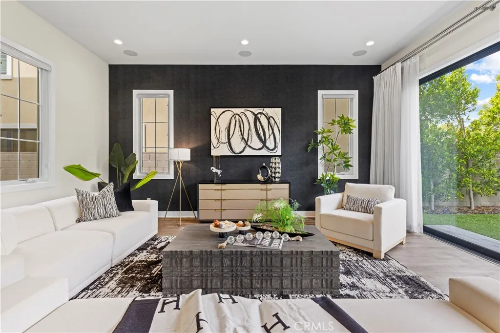 57 Pulsar, Irvine, CA, 92618