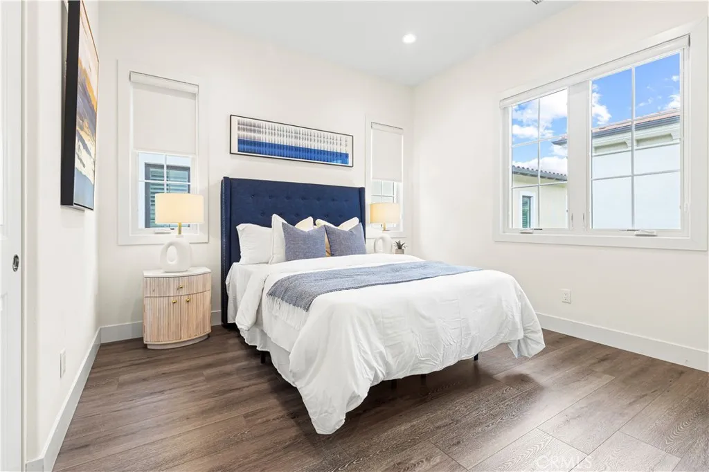 57 Pulsar, Irvine, CA, 92618