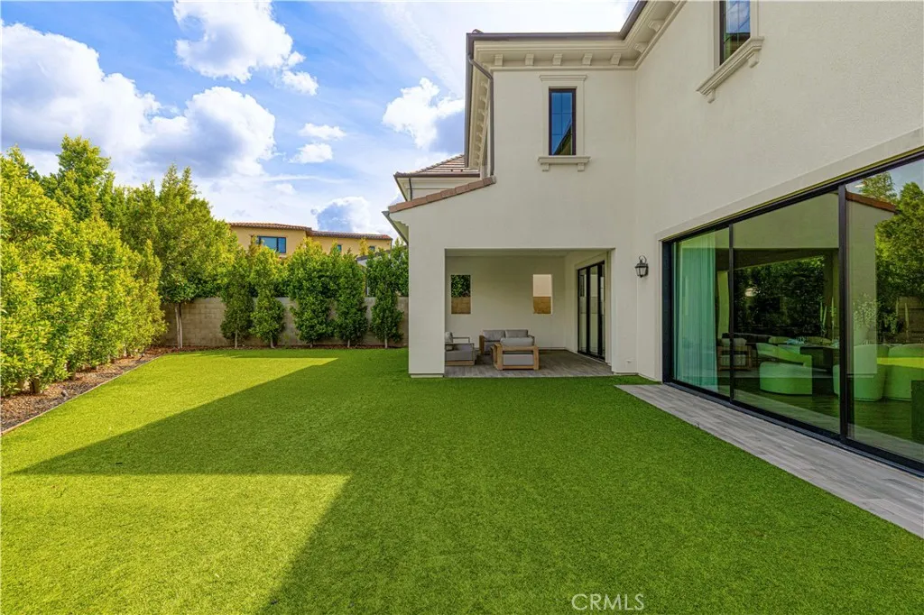 57 Pulsar, Irvine, CA, 92618
