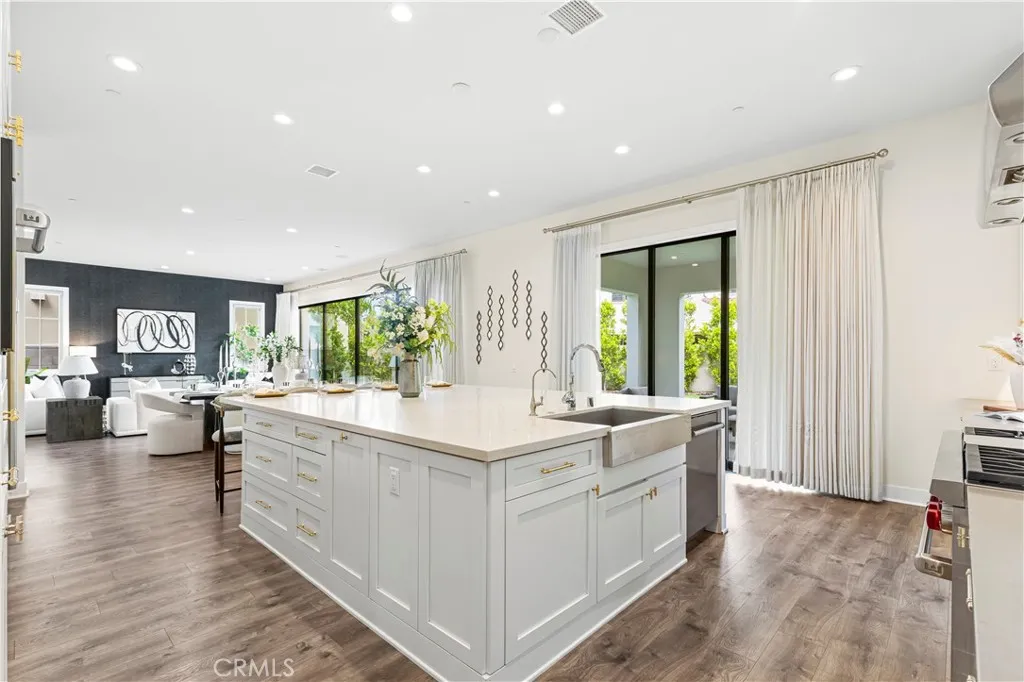 57 Pulsar, Irvine, CA, 92618