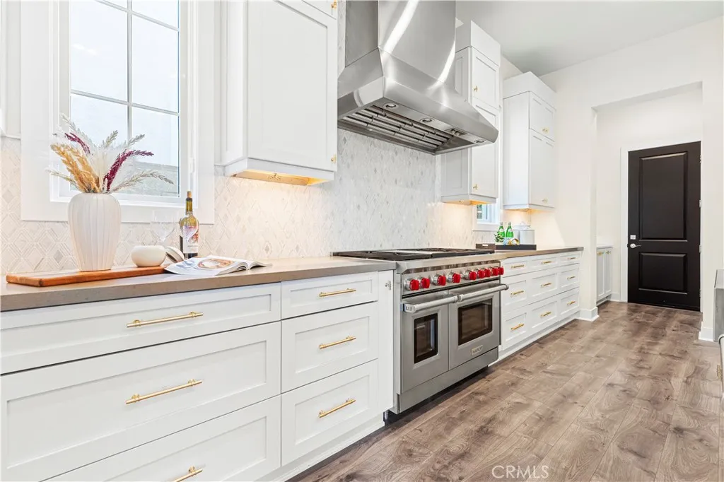 57 Pulsar, Irvine, CA, 92618