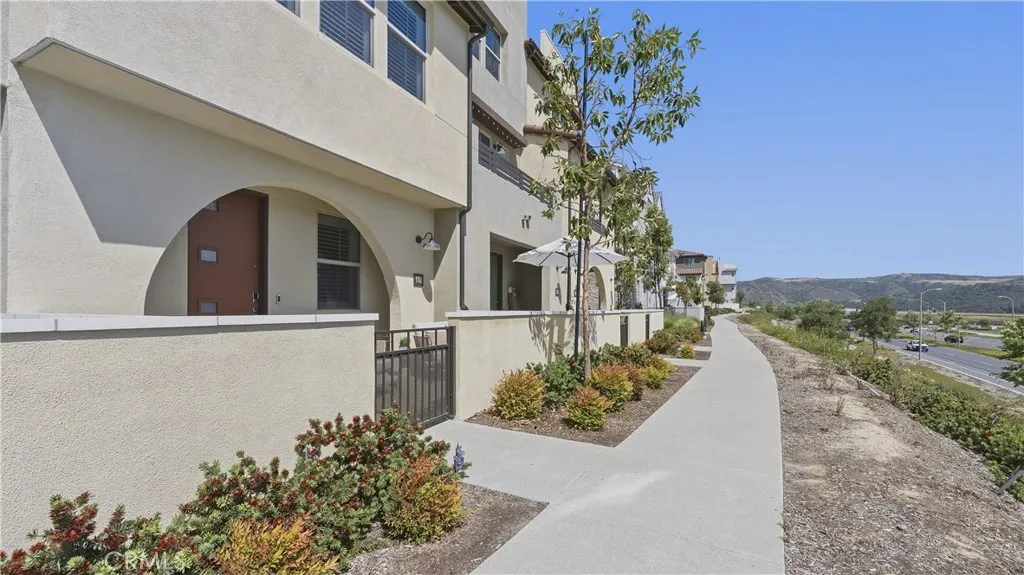 110 Mountaineer Drive, Rancho Mission Viejo, CA 92694 - Photo 2 of 75, Rancho Mission Viejo, CA